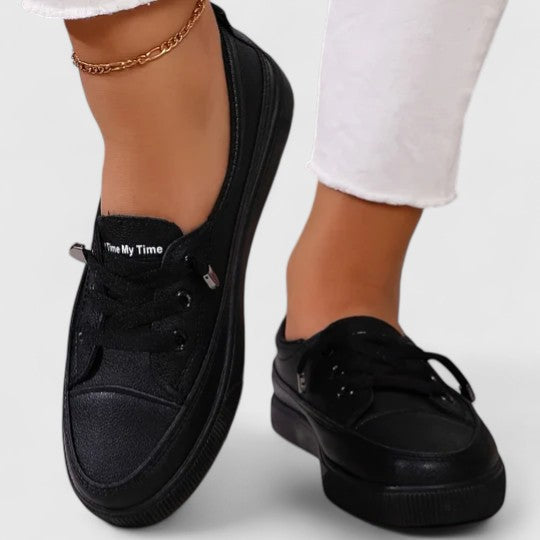 Clarette Wyndmore | White Lace-Up Orthopedic Sneakers