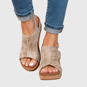 Ingrid Valbrekke | Orthopedic Wedge Sandals in Taupe