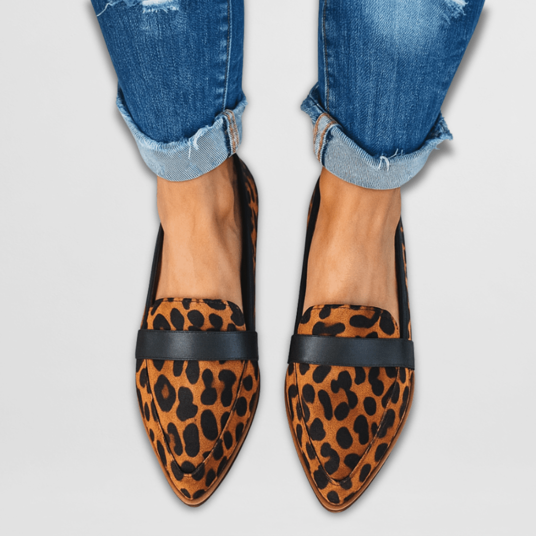 Célinde Favreau | Orthopedic Soft Suede Loafers in Tan