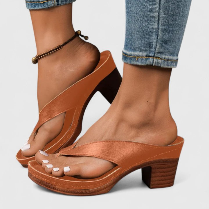 Sunniva Thorvaldsen | Black Orthopedic Wedge Flip Sandals