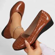 Giselle Fontaine-Moreau | Brown Quilted Wedge Orthopedic Loafers